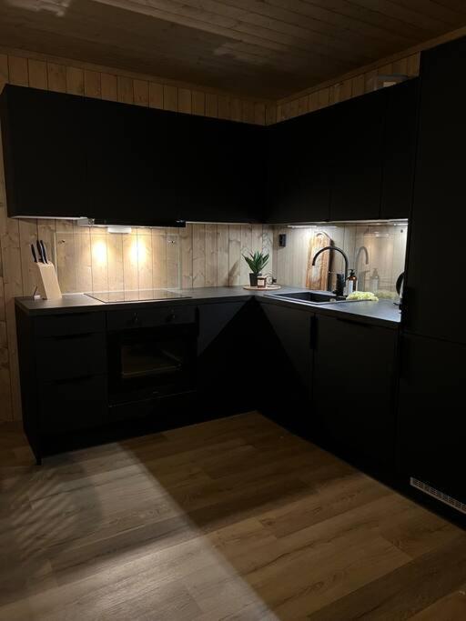 Skaidi Lodge - Modern Cabin Luxury - 6 Beds ハンメルフェスト エクステリア 写真